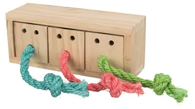 Trixie snack kubus 16 x 6 x 7 cm – hout met drie touwen