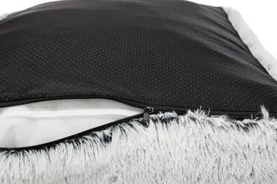 Trixie hondenkussen Harvey wit/zwart 100 x 70 x 20 cm – langhaar pluche - Afbeelding 3