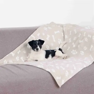 Trixie hondendeken Kenny beige 75 x 50 cm – fleece met bot- en pootprint - Afbeelding 4