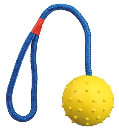 Trixie natuurrubber bal aan koord 30 x 6 x 6 cm – hondenspeelgoed - Afbeelding 3