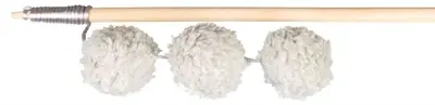Trixie speelhengel pluche met ratel 35 cm – houten hengel