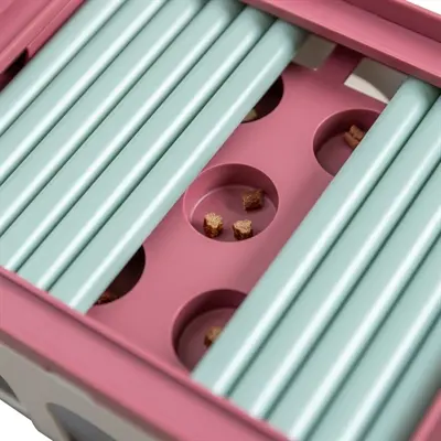 Trixie Cat Activity Rod Box 20 x 16 x 12 cm – wit/bordeaux speelbox - Afbeelding 6