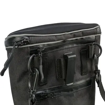 Trixie snackzakje Duo Treat zwart 20 x 5 x 20 cm – twee compartimenten - Afbeelding 7