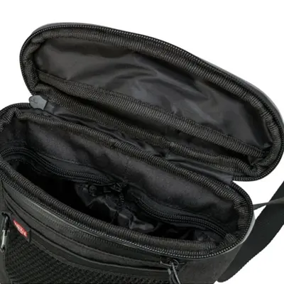 Trixie snackzakje Duo Treat zwart 20 x 5 x 20 cm – twee compartimenten - Afbeelding 9