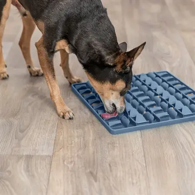 Trixie likmat Lick 'N' Snackmat siliconen blauw 30 cm – 2 stuks - Afbeelding 4