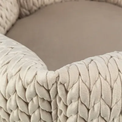 Trixie hondenmand Livia rond zand 50 cm – velourslook - Afbeelding 2