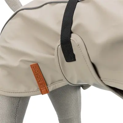 Trixie Be Nordic regenjas Husum zand 25 cm – met col en buikflap - Afbeelding 4