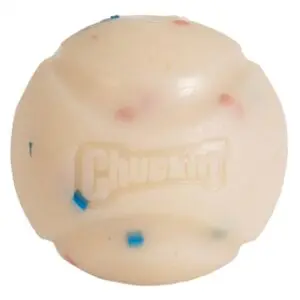 Chuckit Birthday Ball hondenbal 6 cm – met vanillegeur - Afbeelding 1