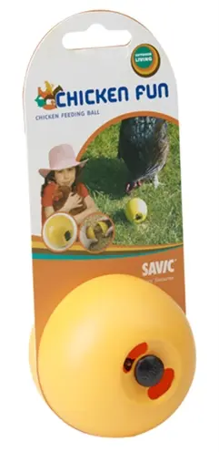 Savic kippenspeeltje Chicken Fun 7,5 x 8 cm – voerbal