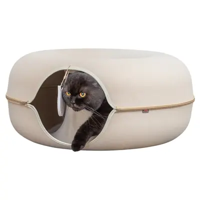 Trixie speeldonut vilt beige 60 x 60 cm – speel- en rustplek voor katten