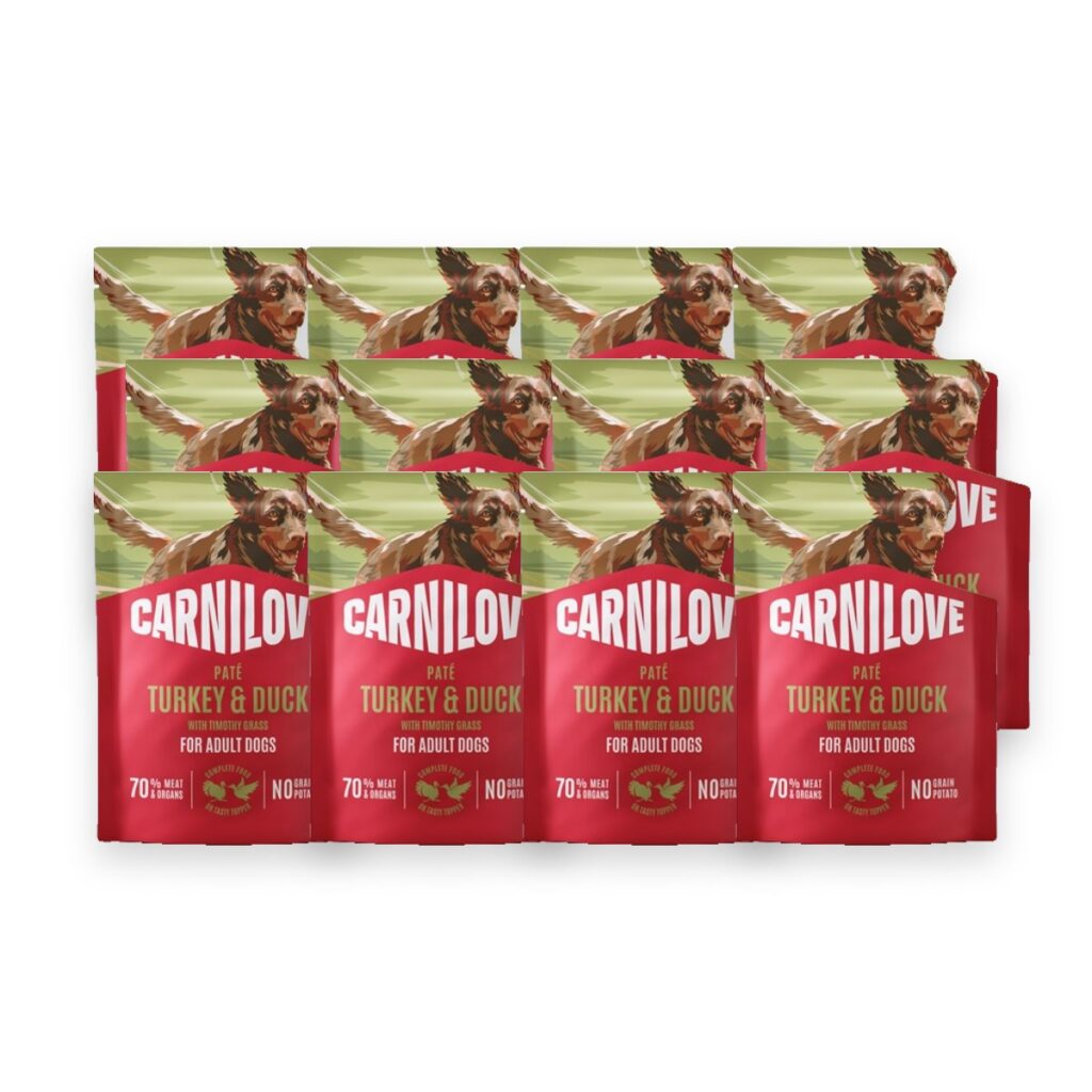 Carnilove hondenvoer pouch kalkoen, eend en timotheegras 12 x 300 g – verpakking